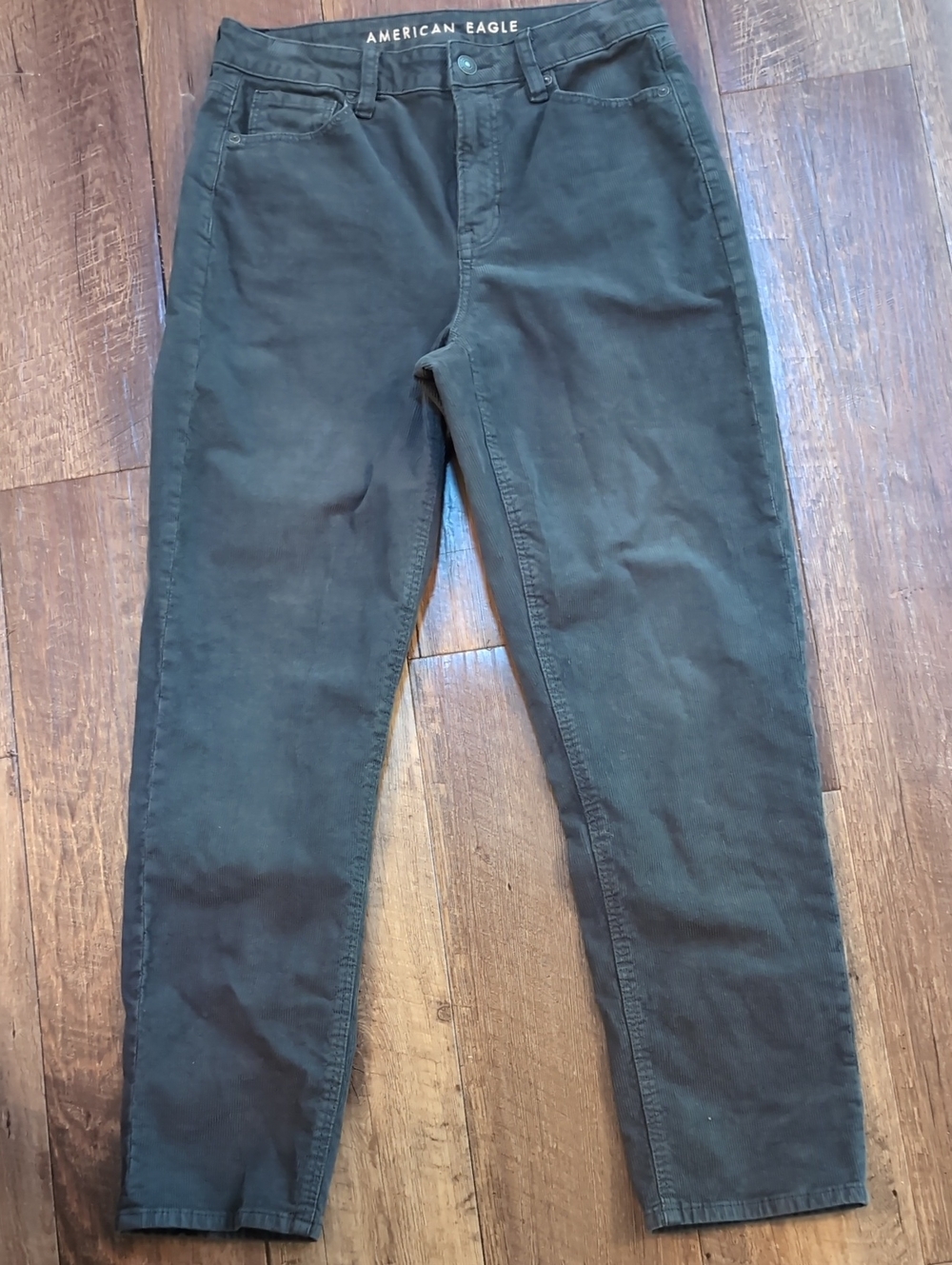 American Eagle Outfitters Women's Mom Straight Jean Corduroy Green Size 4